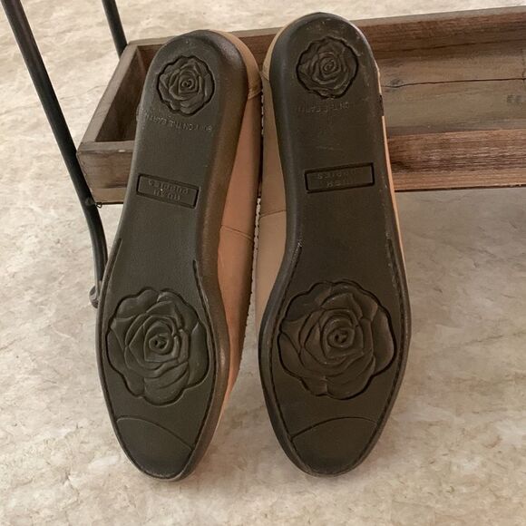 Hush Puppies Leather Flats - Picture 6 of 7